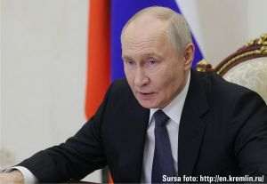 Putin meets with Xi after Trump's visit to China